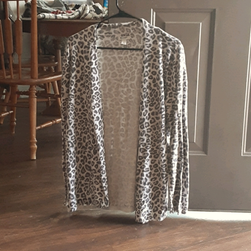 It's a long sleeve pull over.